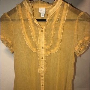 🛍3/$15 Sale Button Up Yellow Blouse